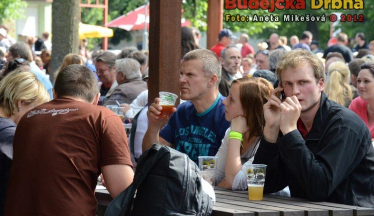 Slavnosti piva 2012: V Budějcích tekl zlatavý mok proudem