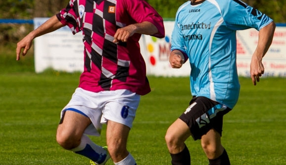 Fotbalisté Hluboké poslali Kaplici do první třídy