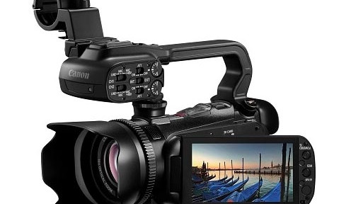 Autoři videí z fotbalových turnajů soutěží o kameru