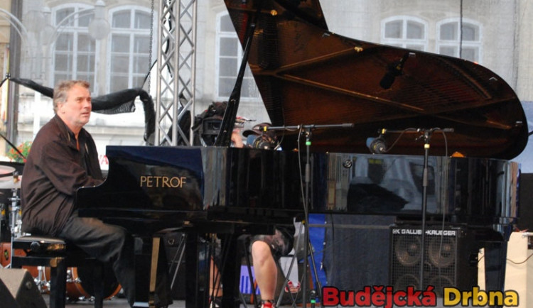 Bohemia Jazzfest nepřerušil ani intenzivní déšť