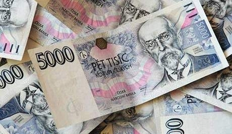 Podvodem při prodeji povolenek si vydělala statisíce