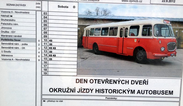 Svezte se historickým autobusem nebo trolejbusem
