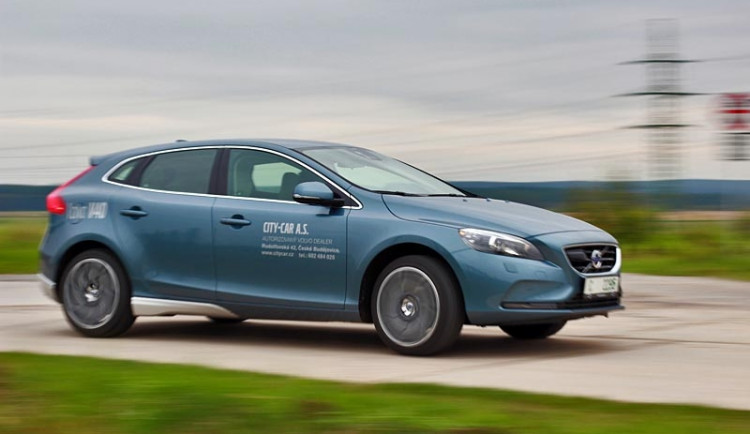 Zbrusu nové Volvo V40 vám sebere dech