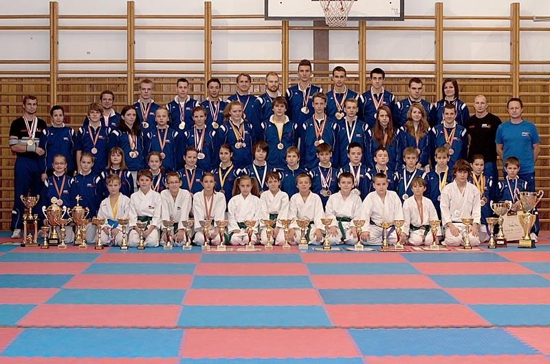 Medailisté z TJ Karate České Budějovice