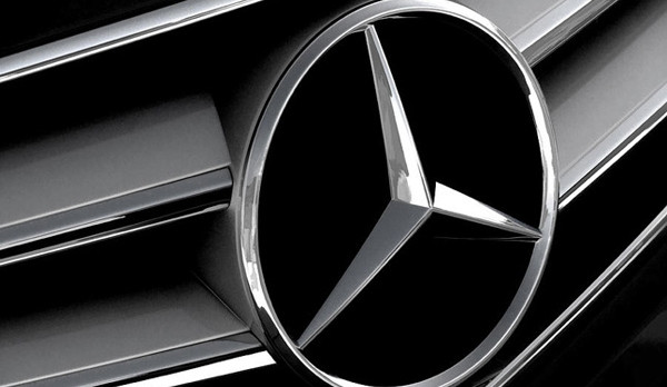 V ulicích Budějc o víkendu zmizely tři mercedesy