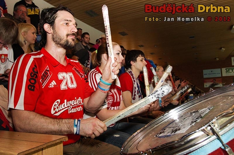 Volejbalisté věří, že je celá hala požene dopředu za postupem do finále