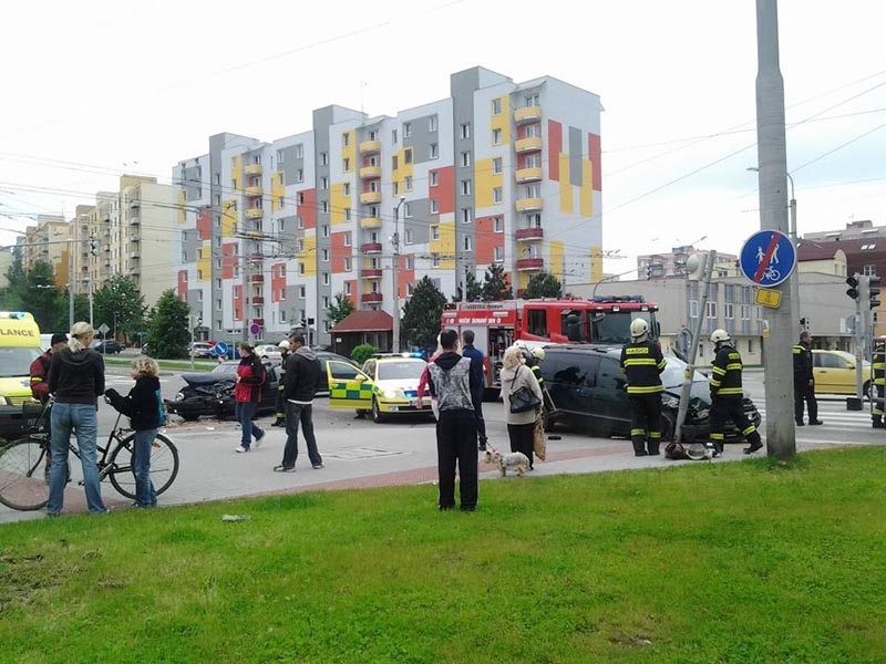 Čtvrteční nehoda u CineStaru