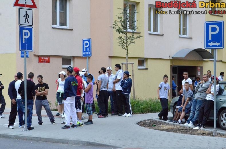 Demonstrace 2 v Českých Budějovicích, sídliště Máj