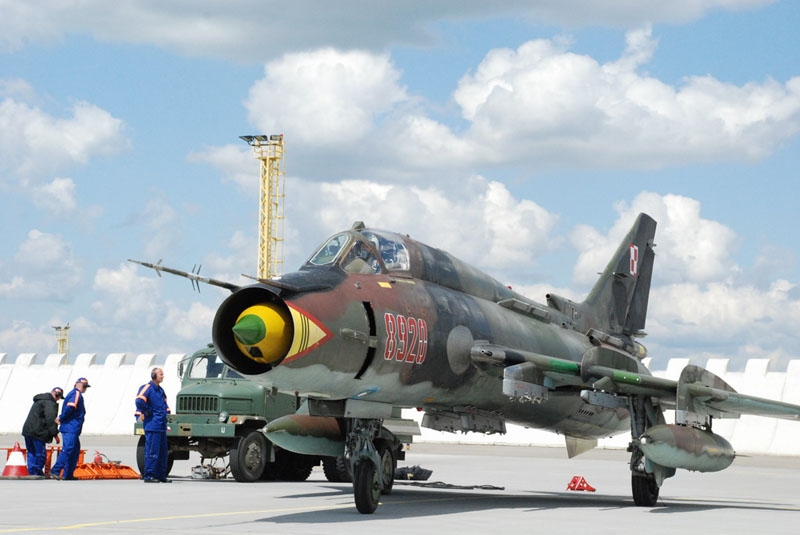 Nadzvukový bombardér Suchoj Su-22