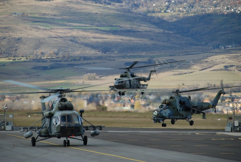 Vrtulníky Mi-17 a Mi-24