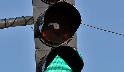 Na křižovatce Rudolfovské a Okružní nepůjdou semafory