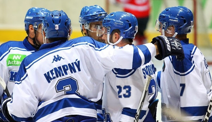 Hokejisté Komety Brno zdolali po tuhém boji Zlín 3:1