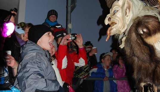 Krampusy obdivovalo v Kaplici kolem šesti tisíc lidí