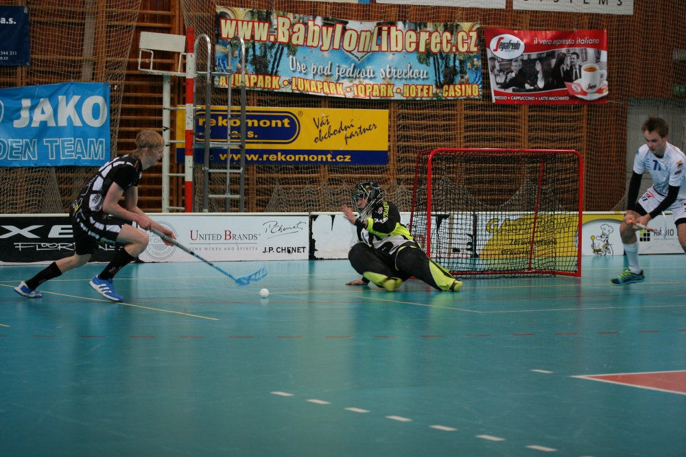 Florbalisté Liberce obrali Otrokovice o bod