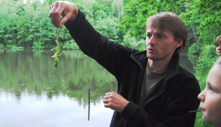 Vzácné, ohrožené i vyhynulé rostliny v jedné knize