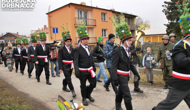 V Nových Hradech oslavili masopust pošedesáté