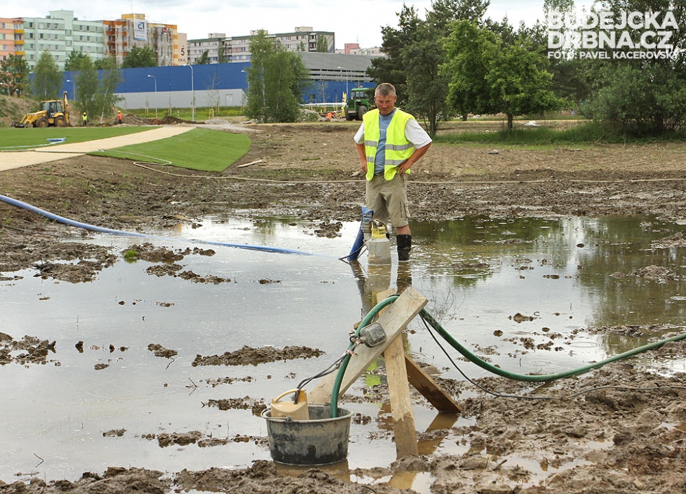 Některá místa jsou po vydatných deštích promočena