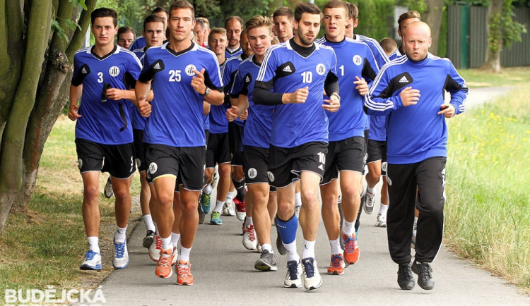 Zapomeňte na ovace. Prvoligová sezona Dynama začíná!