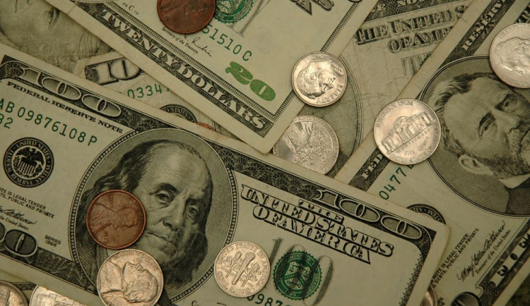 Glosa dne: Americký index ISM ve službách je nejlepší od konce roku 2005 a střední Evropa je pod tlakem