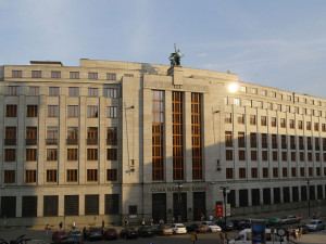 ČNB: Směnárny neustávají v klamání zákazníků, především v Praze