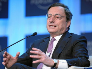 Evropská centrální banka chce do ekonomiky napumpovat nové peníze