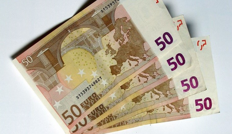 Glosa dne: Nízká inflace tlačí ECB do další expanzivní akce…