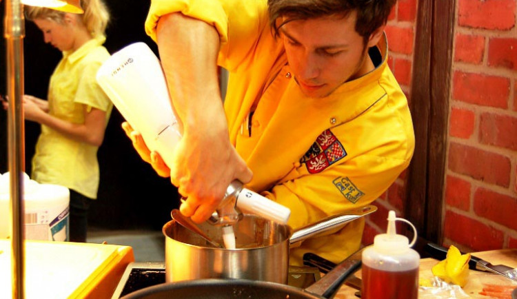 Vůně všech zemí světa se nese budějckým výstavištěm