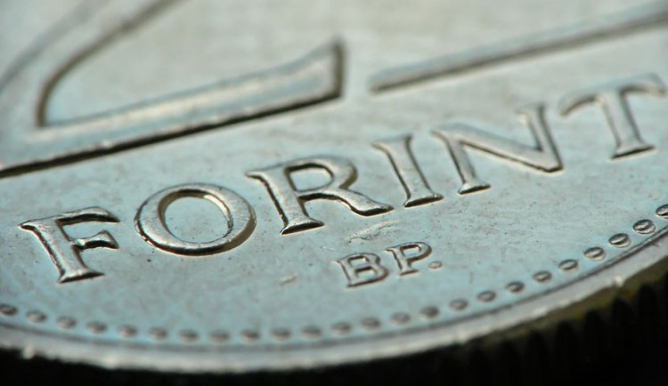 Glosa dne: Maďarská úroky nezmění, silný forint se na konci roku může hodit
