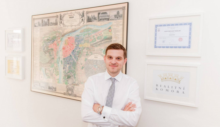 Podle makléře Radka Brily nelze na trhu realit mluvit o krizi, ale o splasknutí bubliny