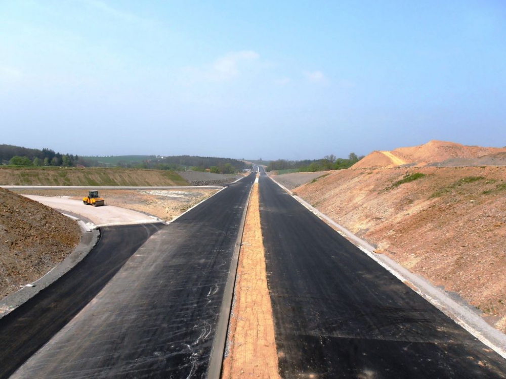 Výstavba dálnice D3 u Tábora