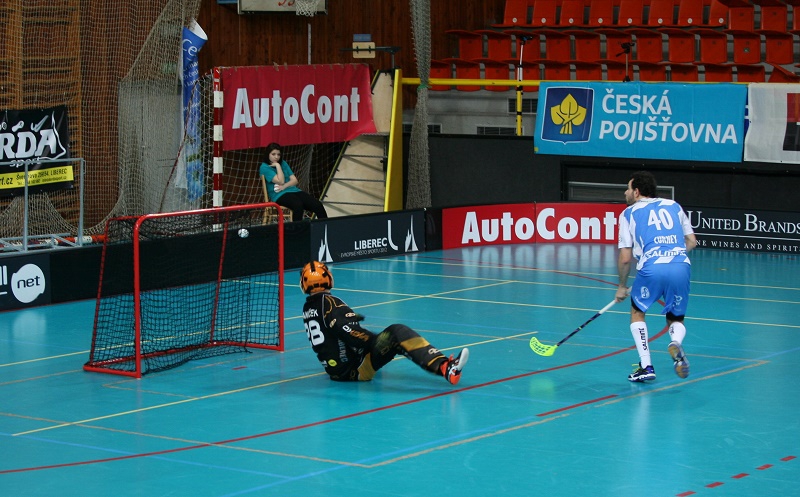 Florbalisté Liberce nečekaně trápili Boleslav, nakonec podlehli 3:5