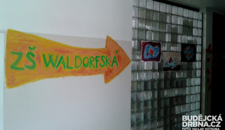 Waldorfské lyceum nedostalo zelenou. Škola se však nevzdává a věří, že v září přivítá první studenty