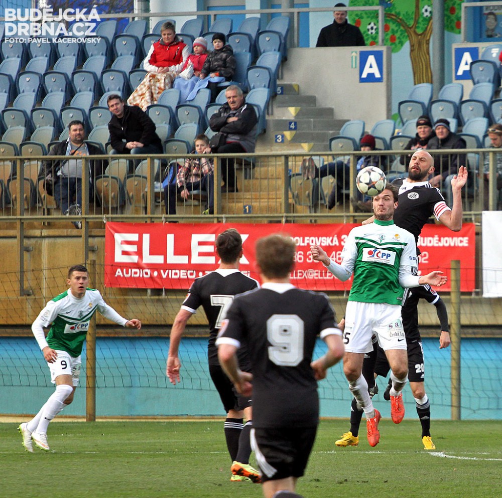 Jablonecký Martin Doležal před Romanem Lengyelem