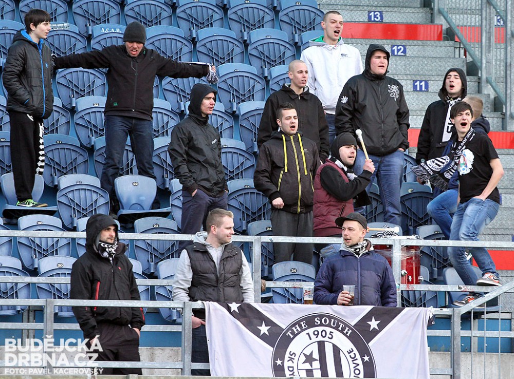 Kotel domácích fanoušků