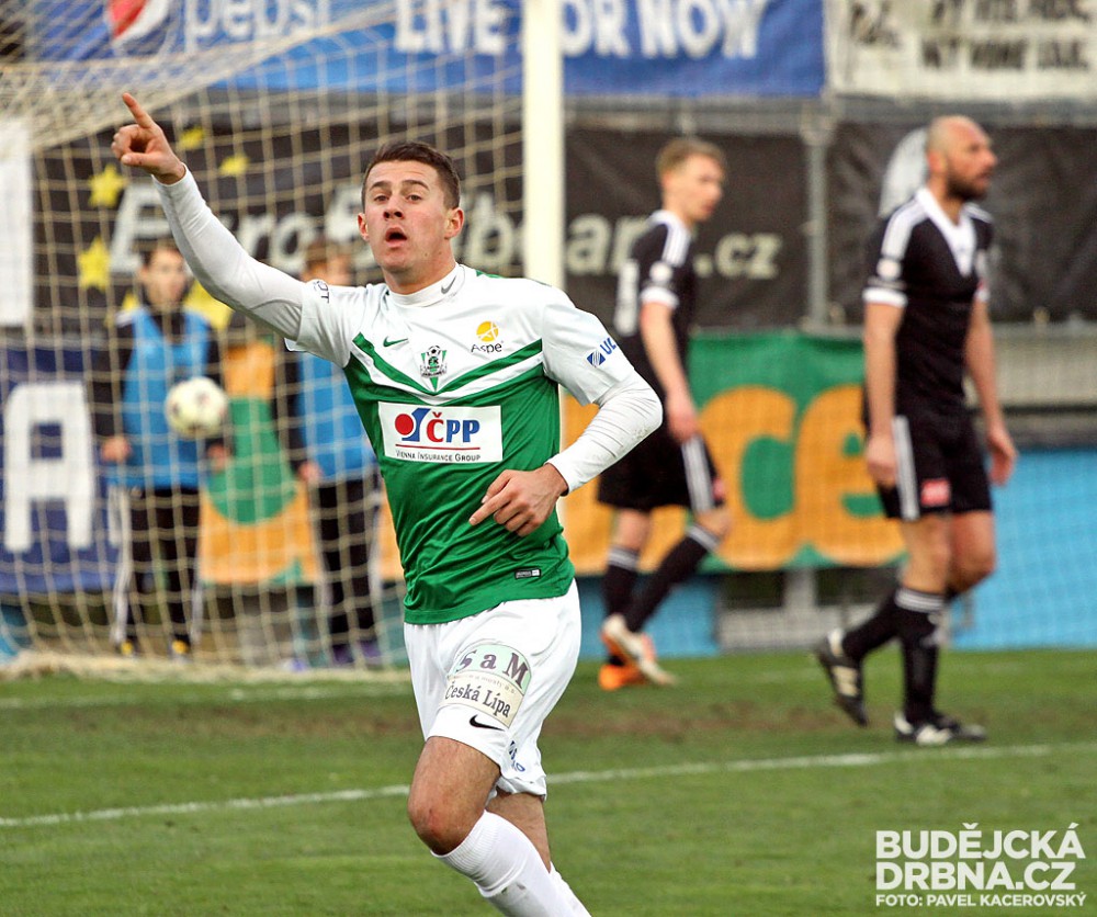 Nermin Crnkič slaví branku na 3:0