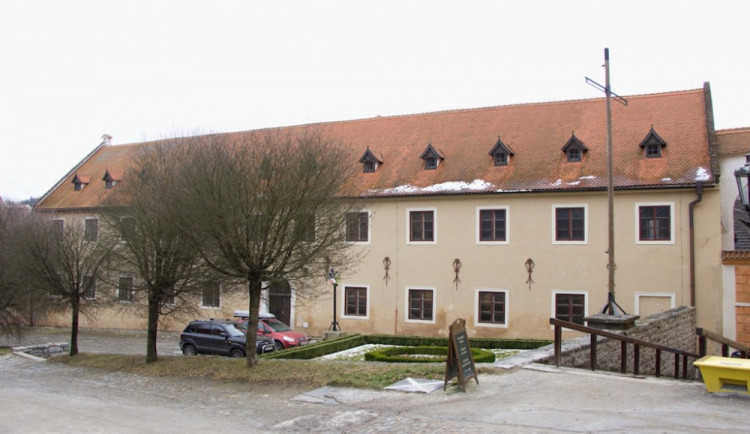 Unikátní Centrum studijních pobytů v Českém Krumlově bude dokončeno v dubnu 2016