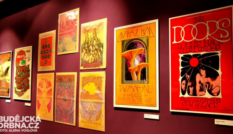 Éru hippies a beatové muziky si připomenete ve Wortnerově domě
