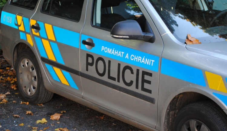 Policie při kontrole na pražském Hlavním nádraží zadržela 13 lidí