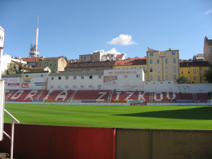 Praha 3 hledá nového nájemce pro žižkovský stadion