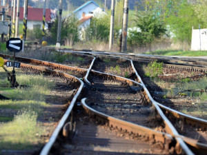 Kvůli vykolejení vlaku je v Praze uzavřeno Masarykovo nádraží