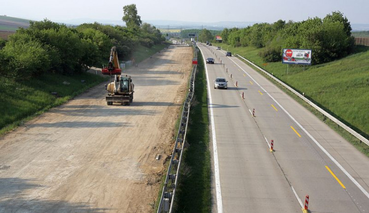 Rekonstrukce dálnice