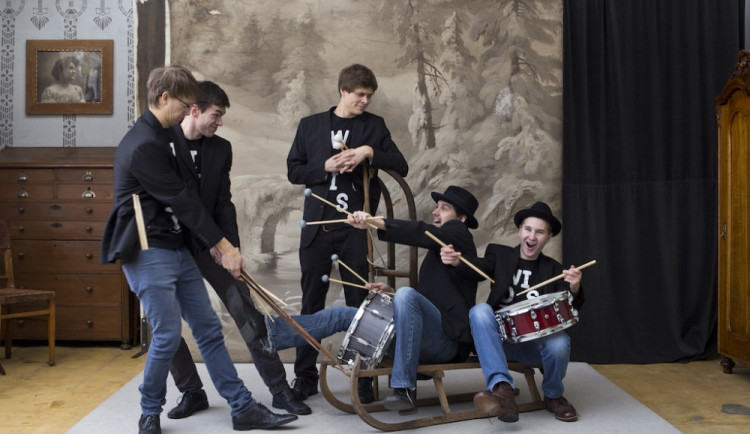 Vánoční koncert Wild Sticks ve Slavii
