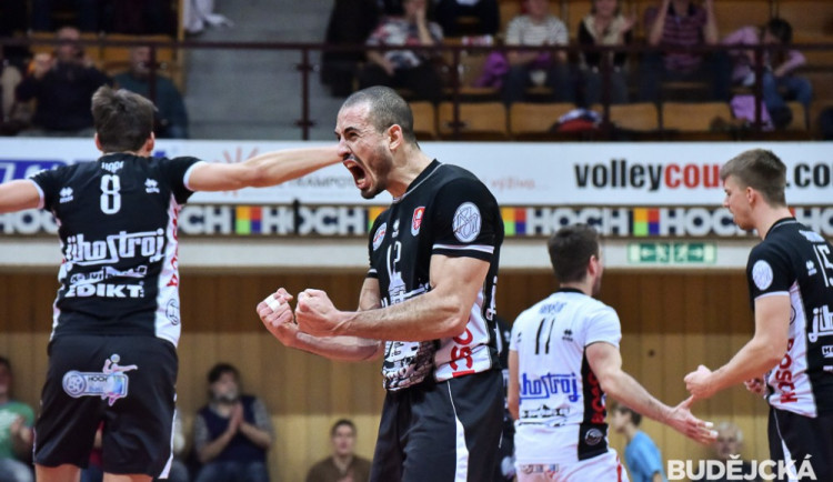 SOUTĚŽ: Jihostroj čelí konci v Poháru CEV. Sportovní halu čeká napínavá bitva s Dürenem