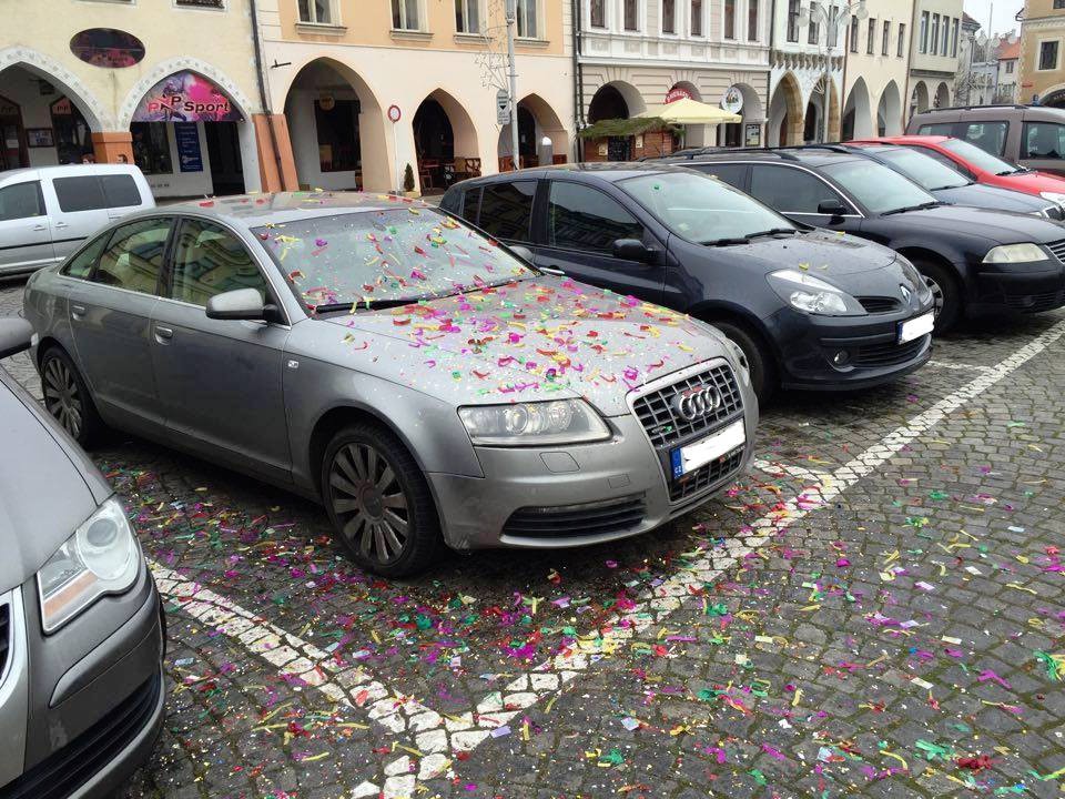 Náměstí po silvestrovských oslavách