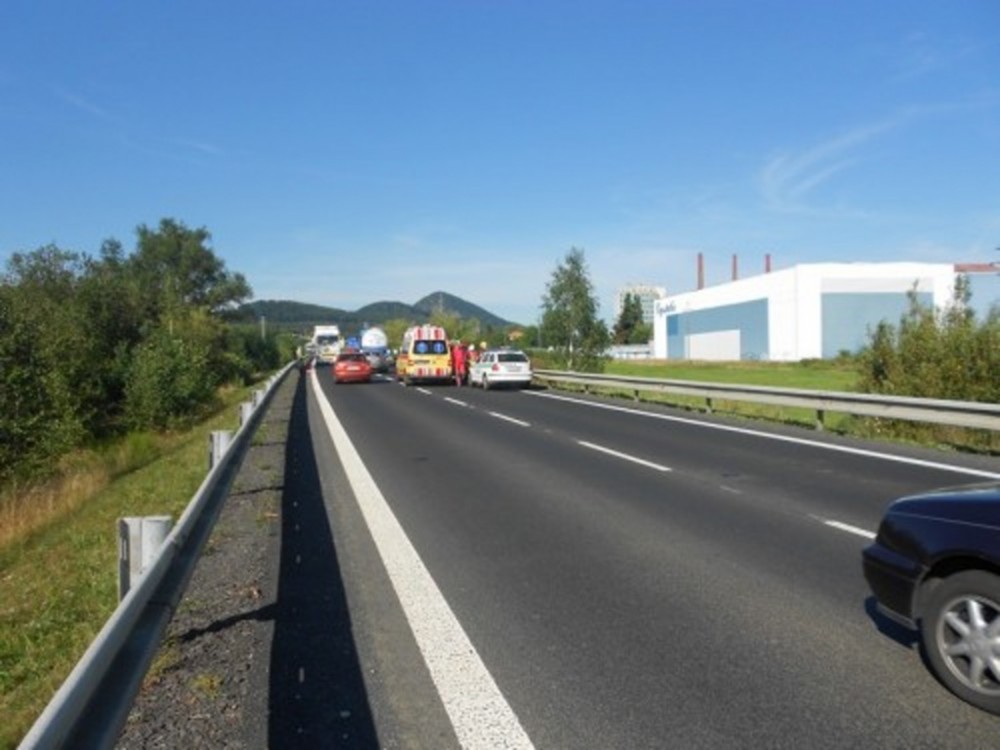 Obchvat v novém Boru. Ilustrační foto