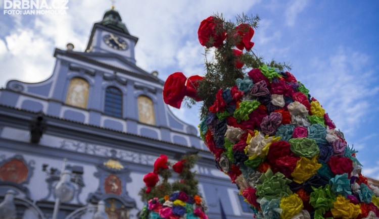 Masopustní průvod omezí dopravu na náměstí a okolí