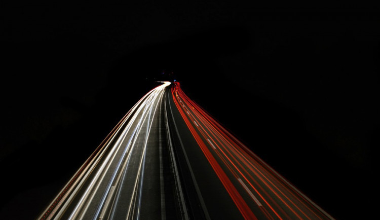 Riziko vzniku smrtelné nehody v noci vzrůstá až čtyřikrát.