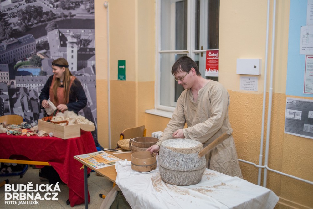 Noc mladých vědců a umělců