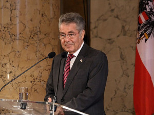 Rakouský prezident se sejde se Sobotkou, studenty i podnikateli