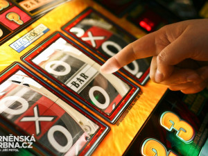 Senát zřejmě schválí nové zdanění hracích automatů